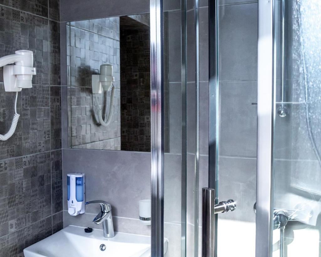 Hotel Dozari Korostyshiv Luaran gambar
